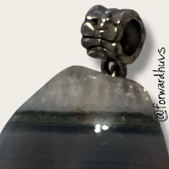 Natural Agate Stone Pendant – Polished Finish, Gradient Bands, Metal Bail - Picture 6 of 9